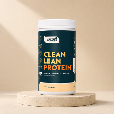 Nuzest Clean Lean Protein natural, 1 kg, on a beige stone platform