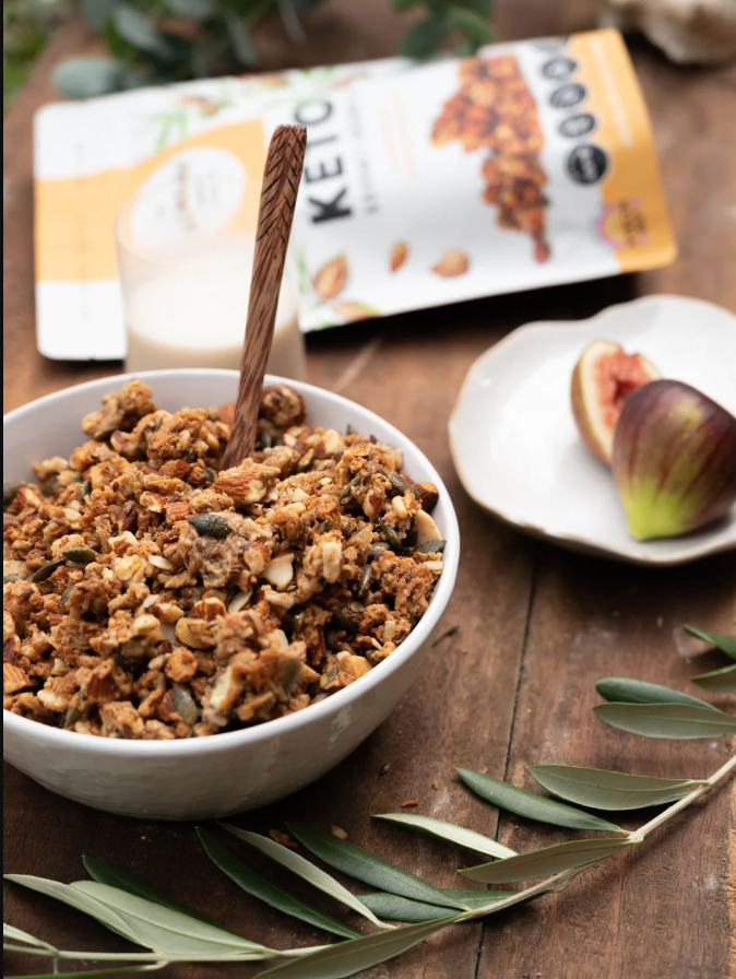 Grain-free granola (roast almond and cardamom)